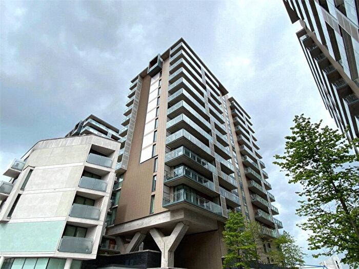 2 Bedroom Apartment To Rent In Spectrum. Block, Blackfriars Road, Manchester City Centre, Salford, M3