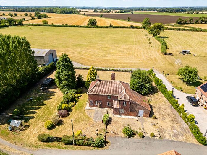 6 Bedroom Detached House For Sale In Middle Farm Farmhouse, Catterton, Tadcaster, LS24