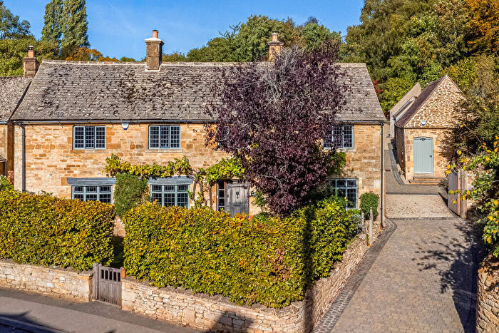 5 Bedroom House For Sale In Longwell Bank, Ebrington, Chipping Campden, GL55