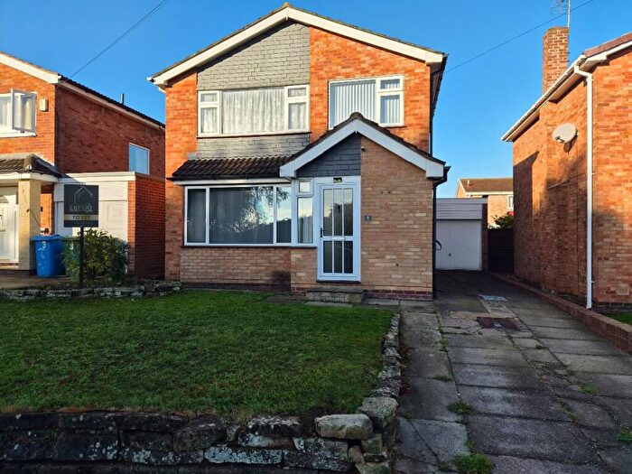 3 Bedroom Detached House To Rent In Strathmore Drive, Carlton-in-Lindrick, Worksop, S81
