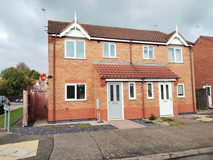 Semi-Detached House To Rent In Franklin Drive, Spalding, PE11