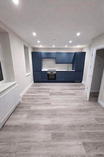 1 Bedroom Flat To Rent In Merlin House, Falconry Court, Bakers Lane, Epping, Essex, CM16