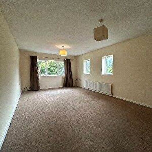 2 Bedroom Apartment To Rent In Birch Tree Court, Liverpool, L12