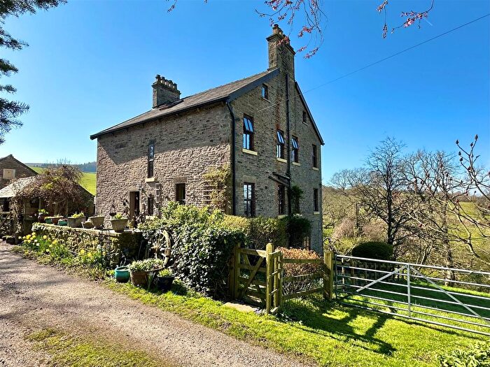 5 Bedroom Detached House For Sale In Redmore Lane, New Mills, SK22