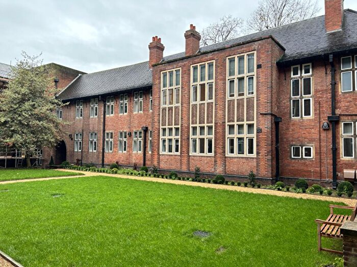 2 Bedroom Apartment To Rent In Middleton House, St Marys Gate, DE1