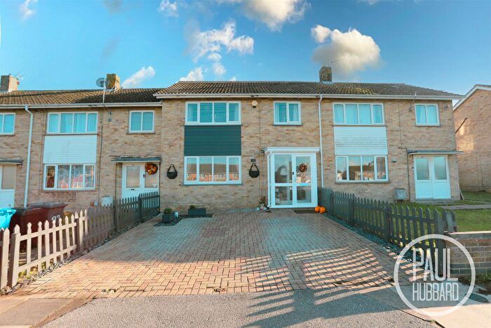 3 Bedroom Terraced House For Sale In Spashett Road, Lowestoft, NR32