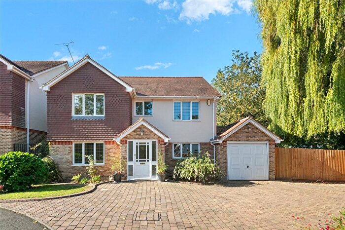 4 Bedroom Detached House To Rent In The Drive, Ickenham, Uxbridge, UB10