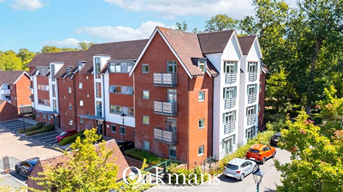2 Bedroom Apartment For Sale In Griffin Close, Birmingham, B31