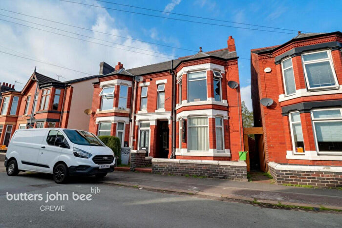 3 Bedroom Terraced House For Sale In Stalbridge Road, Crewe, CW2