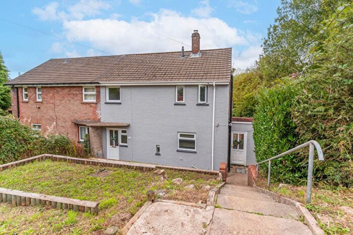 3 Bedroom Semi-Detached House For Sale In Beeches Road, Trevethin, NP4