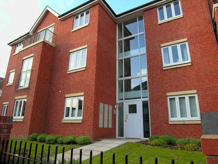2 Bedroom Flat For Sale In Ardgowan Grove, Monmore Grange, Wolverhampton, West Midlands, WV4