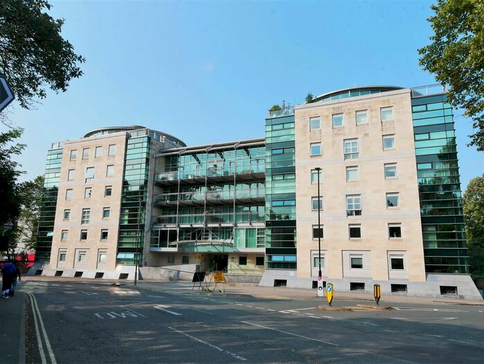 1 Bedroom Flat For Sale In Leeman Road, York, YO26