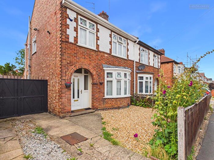3 Bedroom Semi-Detached House For Sale In Northfield Road, Peterborough, PE1
