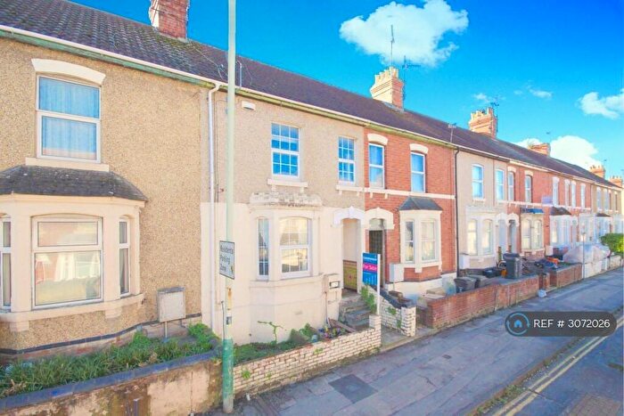 3 Bedroom Terraced House To Rent In Crombey St, Swindon, SN1