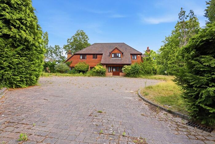 6 Bedroom Detached House To Rent In Woodhill, Woking, GU23