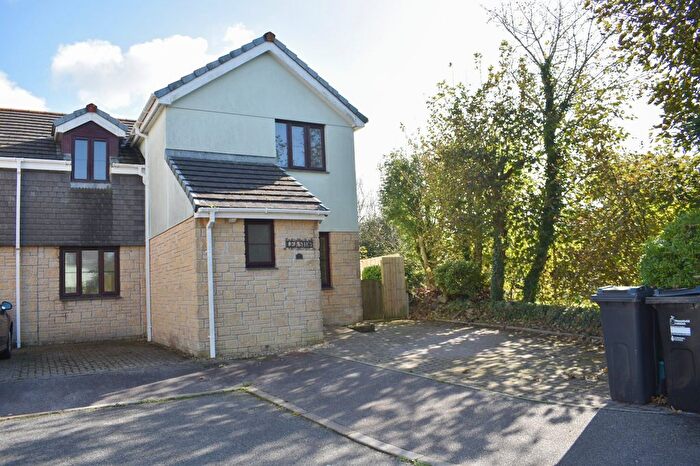 3 Bedroom End Of Terrace House For Sale In Lower Broad Lane, Redruth, Cornwall, TR15