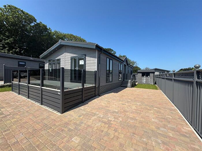 2 Bedroom Detached Bungalow For Sale In Levern Close, Goonhavern, TR4