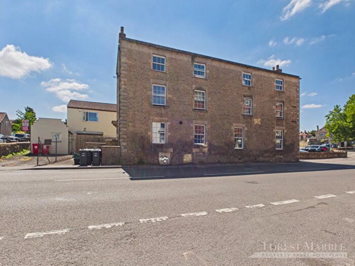 1 Bedroom Apartment For Sale In Badcox, Frome, BA11