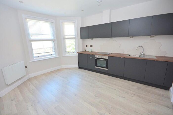 Flat To Rent In St Peters Road, Town Centre (), P07