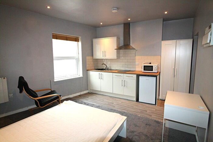 Studio To Rent In Studio Room At Fitzwilliam Street, Sheffield, S1