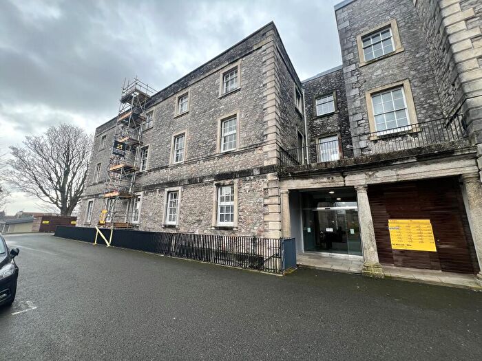 1 Bedroom Flat For Sale In Flat, Vincent Court, Craigie Drive, Plymouth, Devon, PL1