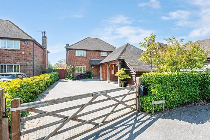 4 Bedroom Detached House For Sale In Stockbridge Road, Timsbury, Romsey, SO51