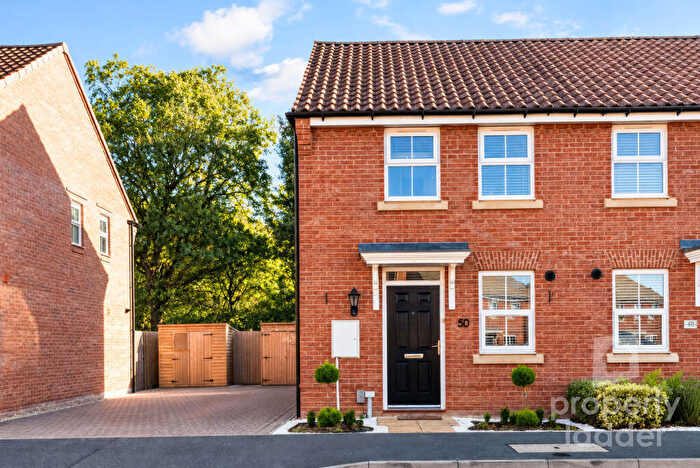 2 Bedroom Semi-Detached House For Sale In Flag Cutters Way, Horsford, NR10