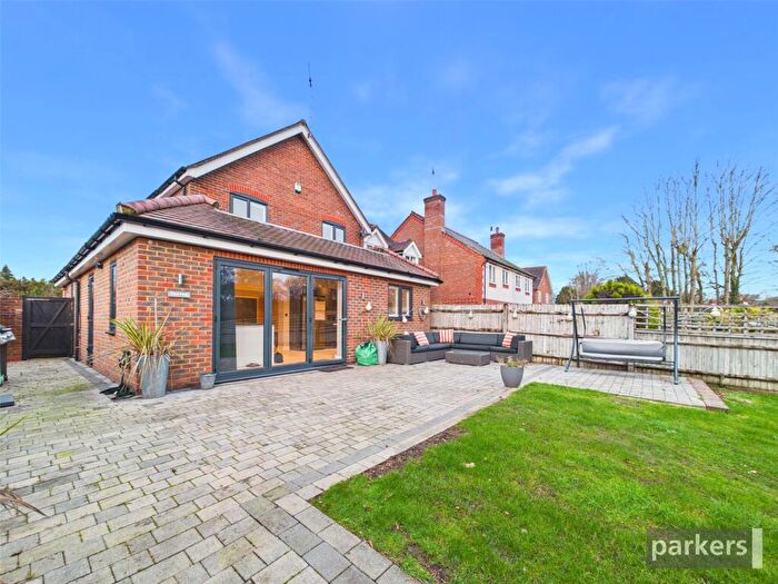 4 Bedroom Semi-Detached House For Sale In Floral Court, Bath Road, Hare Hatch, Reading, RG10